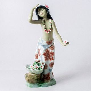 Hawaiian Dancer 1001478 - Lladro Porcelain Figurine