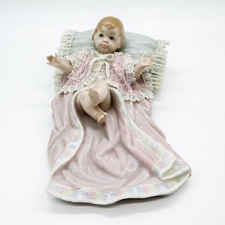 Little Joy 1005617 - Lladro Porcelain Figurine