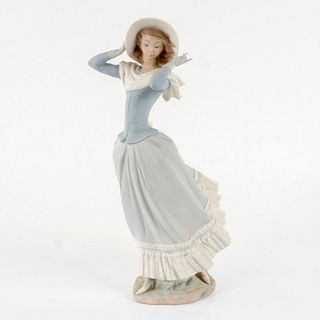 Spring Breeze 1014936 - Lladro Porcelain Figurine
