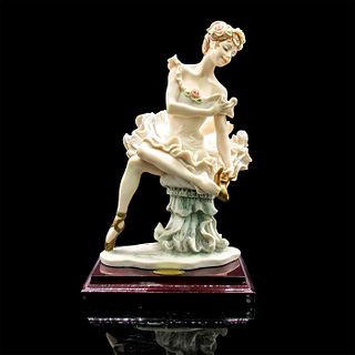 Giuseppe Armani Figurine, Irina 0817F