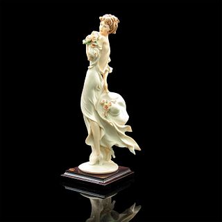 Giuseppe Armani Figurine, Lady With Camellias 1612F