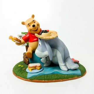 Disney Pooh & Friends Figurine
