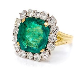 A Platinum, Colombian Emerald and Diamond Ring, 16.50 dwts.