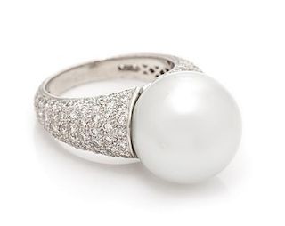 * A Platinum, Diamond and Cultured South Sea Pearl Ring, 10.70 dwts.
