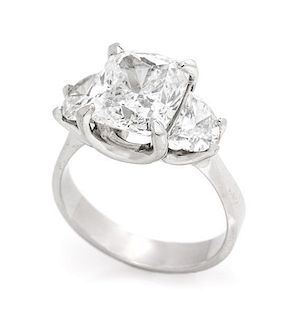 A Platinum and Diamond Ring, 5.70 dwts.