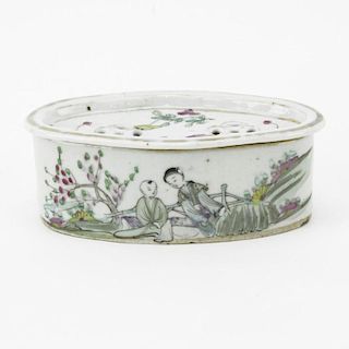 Small Chinese Export Rose Medallion Porcelain Covered Box With Reticulated Lid.