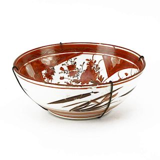 Antique Japanese Kutani Meiji Period Porcelain Red Ware Bowl.