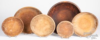Nest of five turned wooden bowls, 19th/20th c.