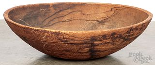 Massive turned Chestnut bowl, 19th c.
