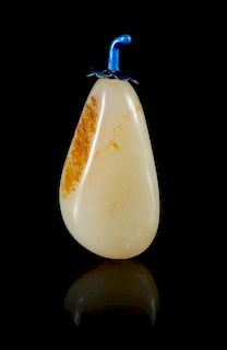 * A Pale Celadon and Russet Jade Snuff Bottle Height 3 inches. 青白玉鼻煙壺，高3英吋