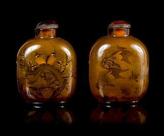 A Pair of Inside Painted Glass Snuff Bottles Height 3 3/4 inches. 內畫茶色玻璃鼻煙壺一對，高3.75英吋