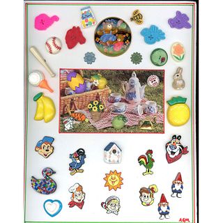 A Card of Division 3 Assorted Cartoon Theme Biuttons