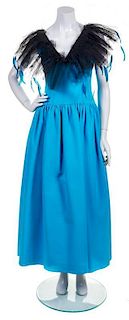 An Oscar de la Renta Turquoise Sleeveless Gown, Size 6.
