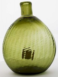 19th c pattern-molded Pitkin-type half pint flask, 32 rib & swirled to the right, olive green, open pontil, ht 5” Dr Oliver E