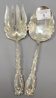 Pair of sterling silver serving pieces, 5.67 t oz.