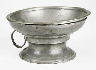 rare early 19th c American pewter spittoon signed ﾓSavage Midd CTﾔ (William Savage- Middletown, CT), ca 1830, two part, dia 6ﾔ, ht 3ﾔ
