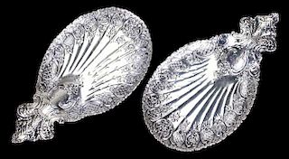 Ornate Tiffany sterling trays. Floral and scroll decorated oyster shell with four small feet. 6ﾾ"l and 1"h. 7.2 troy oz. 2 pcs.