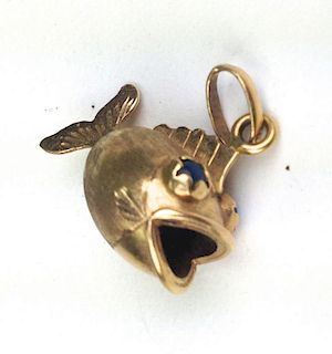 14k yellow gold open mouth fish figural charm with blue gemstone eyes 2.8 grams