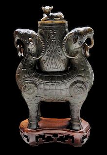 Carved Jade Vase 玉雕羊羔钮盖双羊花瓶带木底座，8.5*5.5英寸，20世纪，中国