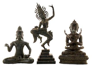 Three Tibetan Bronze Figures 青铜菩萨造像三件，最大的高18.75英寸，中国和泰国