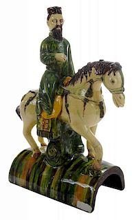Sancai-Glazed Pottery Figural Roof 三彩瓦状基础骑马人物造像，18英寸，20世纪，中国