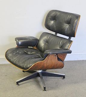 Midcentury Eames Rosewood 670 Lounge Chair.