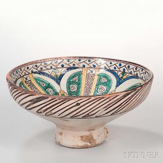 Large Beige-glazed Pottery Bowl 米色釉大陶碗,高5.5英寸,直径11.125英寸,摩洛哥