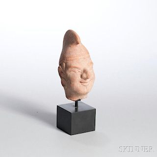 Pottery Head of a Foreigner 戴帽微笑的外国人灰陶头，高6英寸，或中国汉代