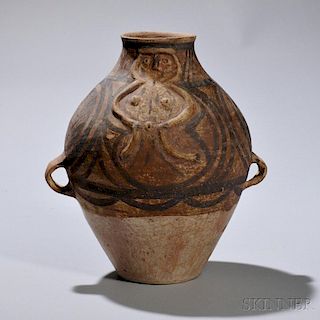 Earthenware Jar 卵形浮雕黑纹双耳陶罐，高10.375英寸，中国马家窑