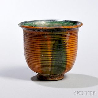 Glazed Earthenware Cup 外琥珀釉环纹内施绿釉敞口撇足高杯,高3.063英寸,中国唐代