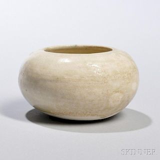 Straw-glazed Jarlet 白底薄釉围棋罐，直径3.25英寸，中国唐代
