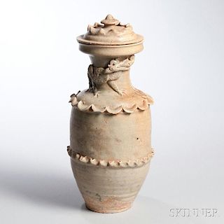 Covered Celadon Jar 细龙盘颈莲叶圈盖罐，高15英寸，中国