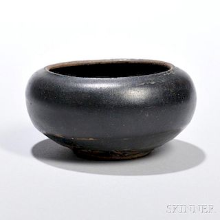 Black-glazed Water Coupe 侈口磨砂黑釉水盂，直径3.5英寸，中国宋代
