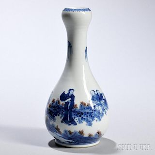 Blue and White Porcelain Bottle Vase 赏春图青花梨形蒜头瓶,高8.375英寸,中国明代