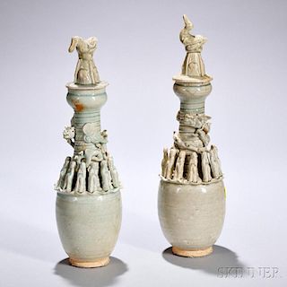 Two Qingbai Burial Jars and Covers 青瓷魂瓶两只，高18英寸，中国宋代