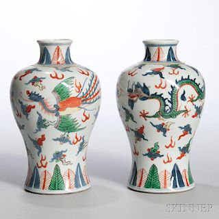 Pair of Small Wucai Meiping   Vases 龙凤蕉叶纹五彩小梅瓶一对,高6.5英寸,中国明代,宣德款