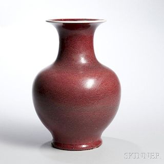 Flambe-glazed Vase 铁红釉斑点观音瓶，高13.875英寸，19/20世纪,中国
