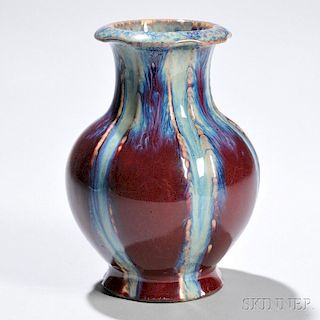 Flambe-glazed Vase 铁红釉花瓶，高8英寸，乾隆款,中国