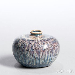 Small Mottled Glaze Water Coupe 斑驳釉小水罐，高2.125英寸，直径3英寸，19/20世纪,中国