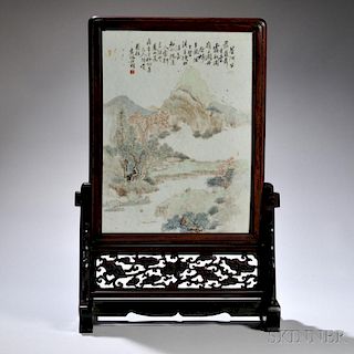 Enameled Plaque Table Screen 粉彩山水瓷板画台屏,高15.5英寸,宽11.5英寸,19/20世纪,中国
