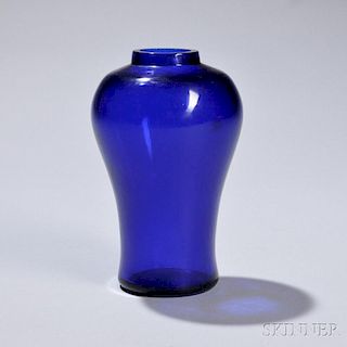 Cobalt Peking Glass Vase 北京钴蓝色玻璃梅瓶，高6.75英寸,18/19世纪,中国