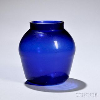 Large Cobalt Blue Peking Glass Jar 北京钴蓝色玻璃罐，高6.25英寸,18世纪,中国