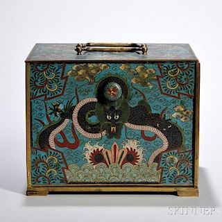 Portable Cloisonne Mahjong Box 景泰蓝麻将盒,高7.75英寸,宽9.625英寸,深7.5英寸,18/19世纪,中国