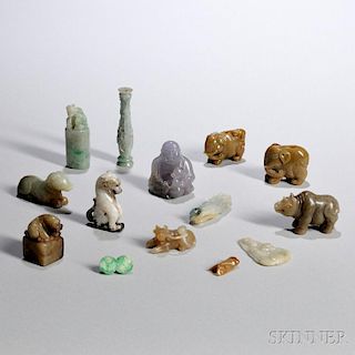 Fourteen Small Jade and Hardstone Carvings 14件玉雕小件,高0.5-1.5英寸,中国