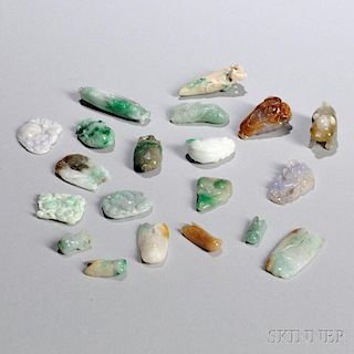 Twenty Assorted Miniature Jadeite Carvings 20个翡翠小雕件,高0.25-0.875英寸,中国