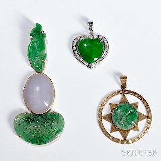 Three Jadeite Pendants 三件翡翠挂件,高1-2.375英寸,中国