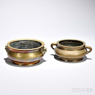 Two Bronze Incense Burners 两件铜制香炉，高3.25英寸，直径6.75英寸，宣德款，中国明代