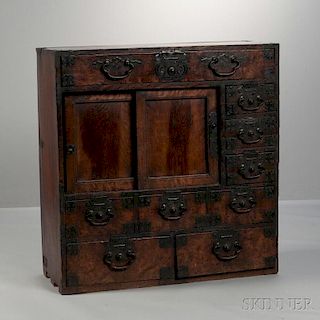 Tansu Chest 矮柜，高35英寸，宽34英寸，深14英寸,19/20世纪，日本