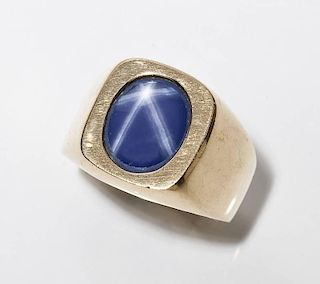 Man's 14K Star Sapphire Ring