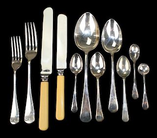 Sheffield silver plated  service for 6 flatware set in fitted English oak case 3.5" x 11" x 15"